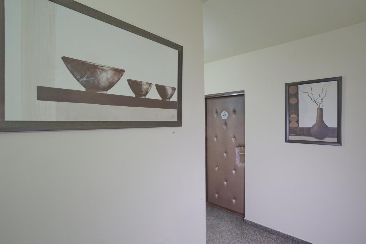 Motel Knez Sombor Buitenkant foto